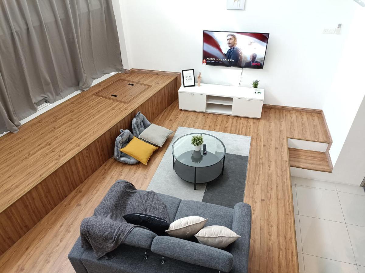 Loft Signature Executive Suite Empire City Petaling Jaya Exterior photo